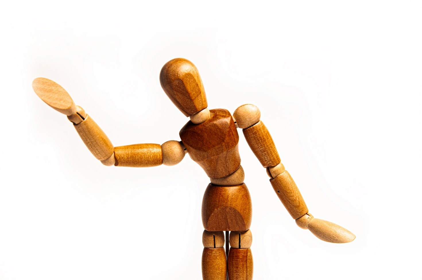 A Puppet’s Perspective on Legendary Tales